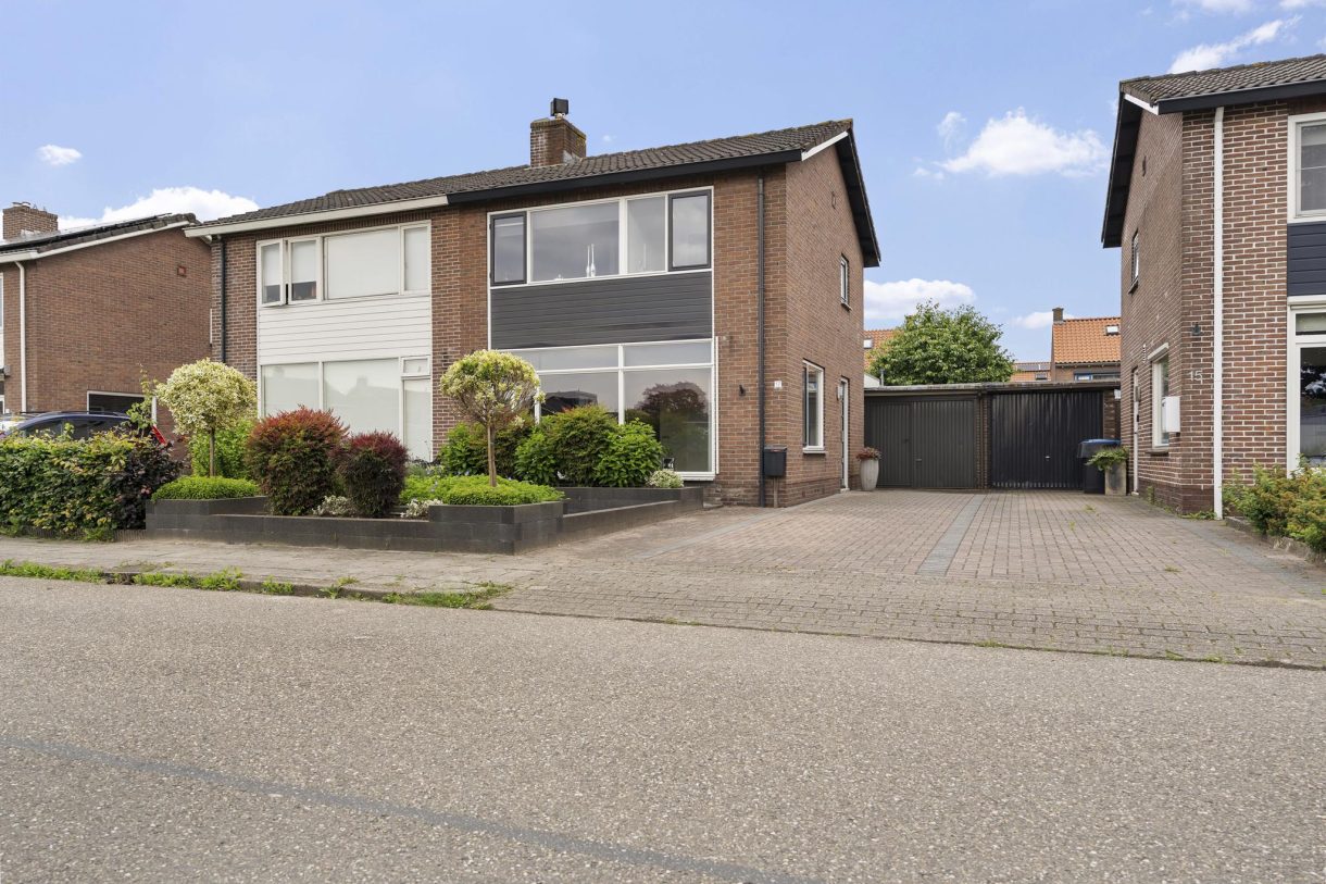 Te koop: Foto Woonhuis aan de Spireastraat 17 in Wezep