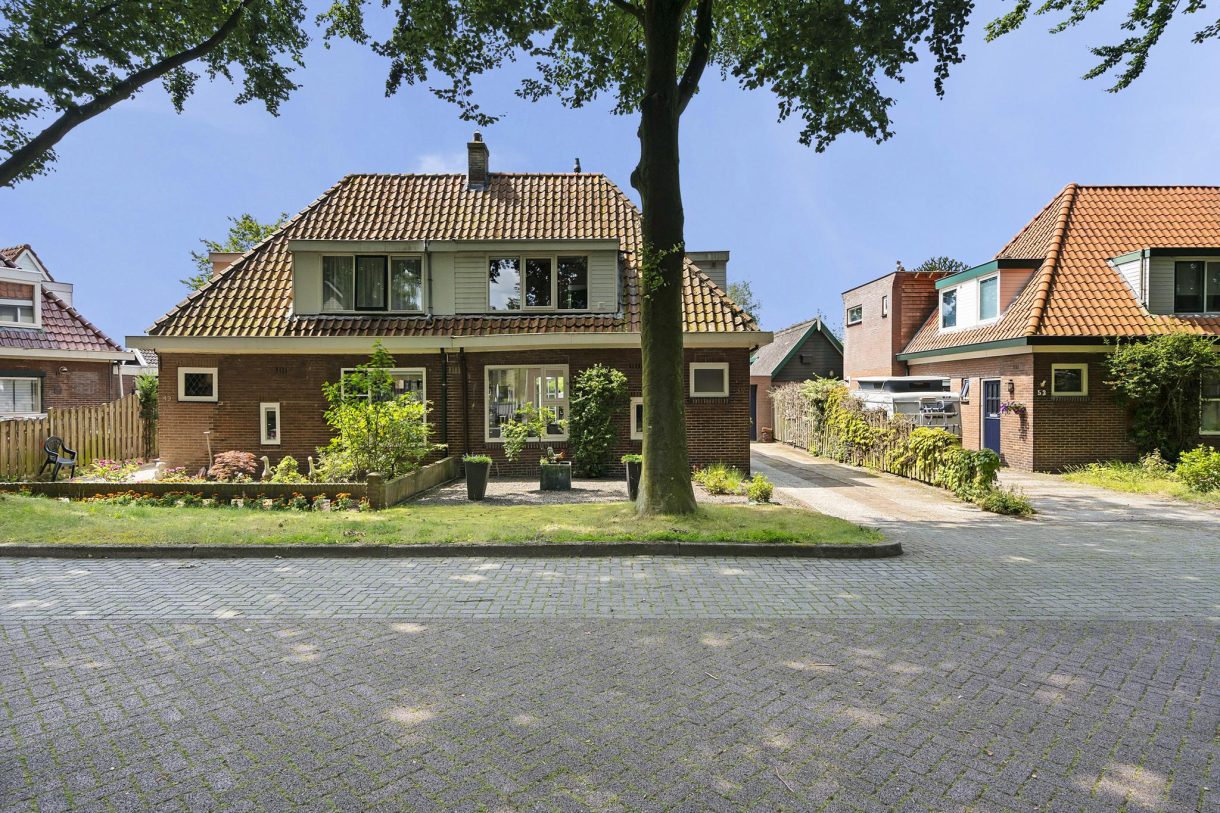 Te koop: Foto Woonhuis aan de Beukenallee 51 in Zwolle