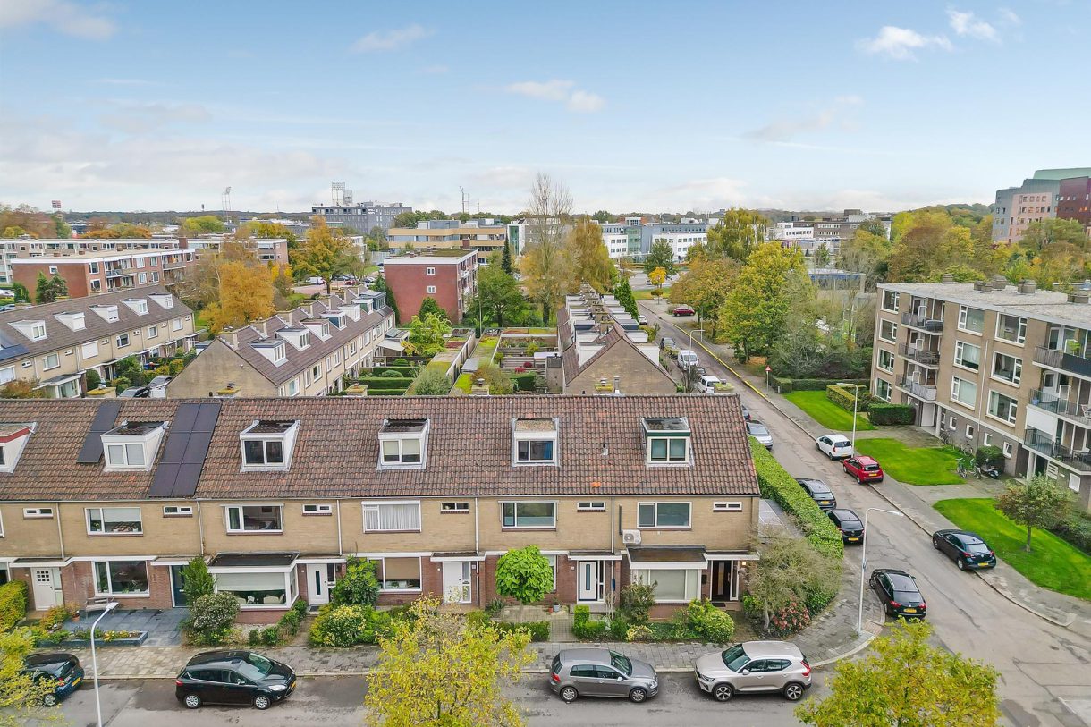 Te koop: Foto Woonhuis aan de H Roland Holststraat 45 in Zwolle